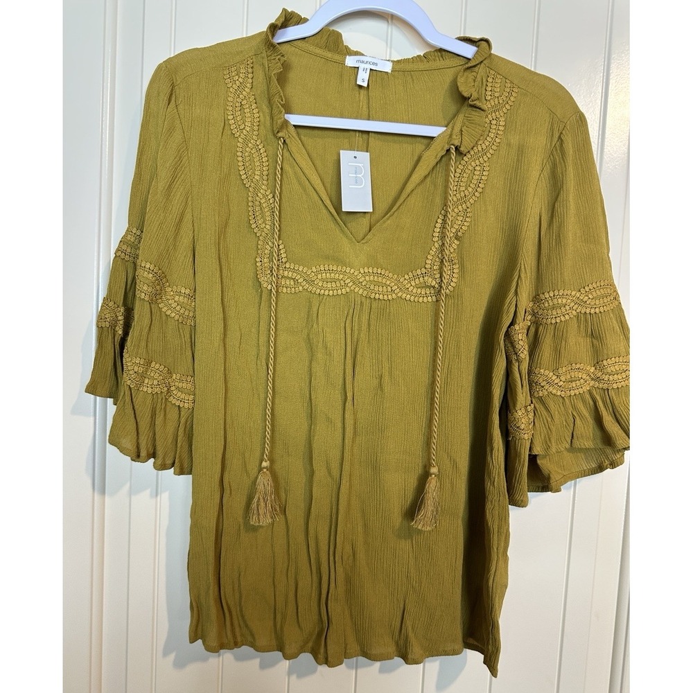New Maurices Women's Size small Flowy Boho Blouse Bell Sleeve crinkle crochet